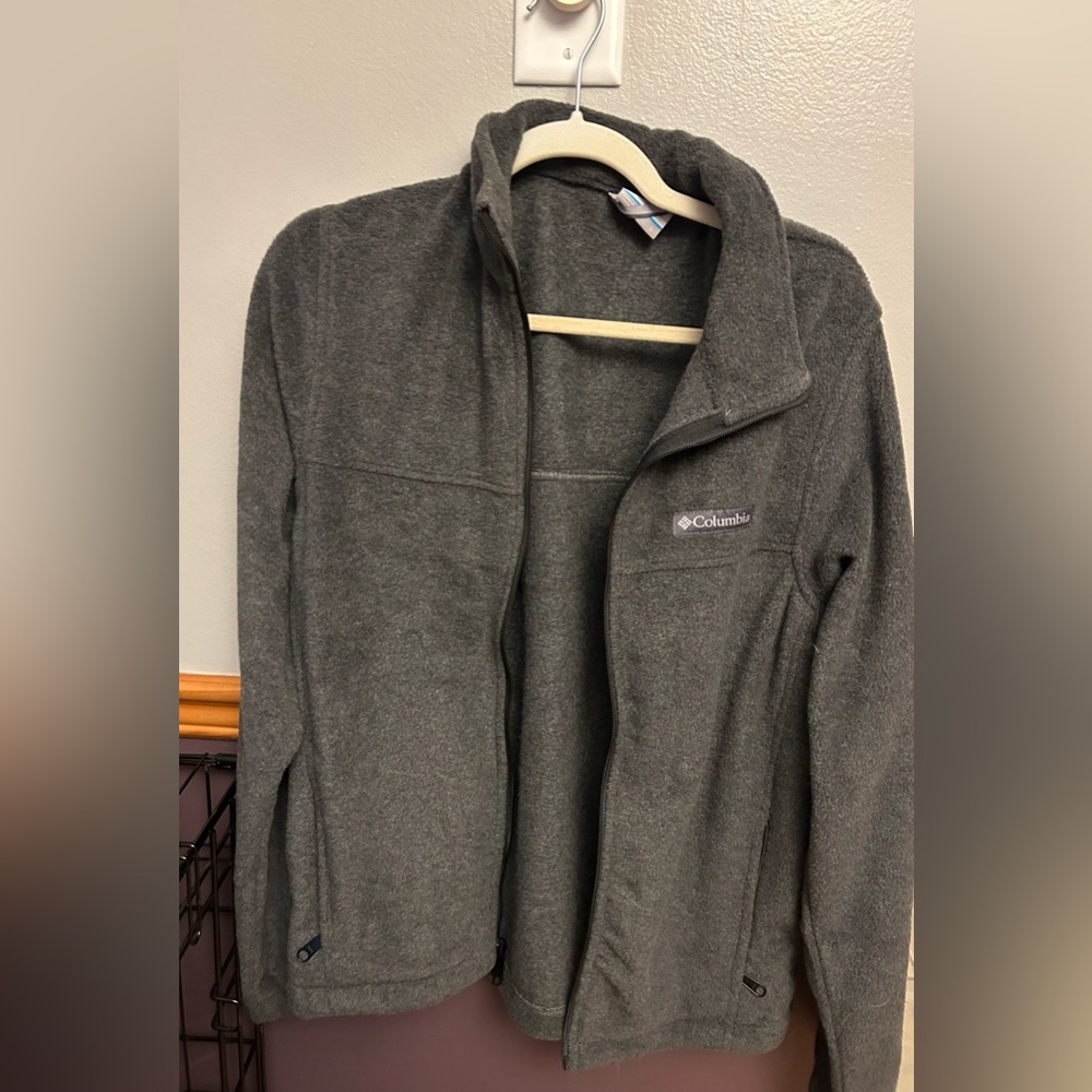 Kids XL or Adult Small Columbia fleece zip up jacket. Excellent shape